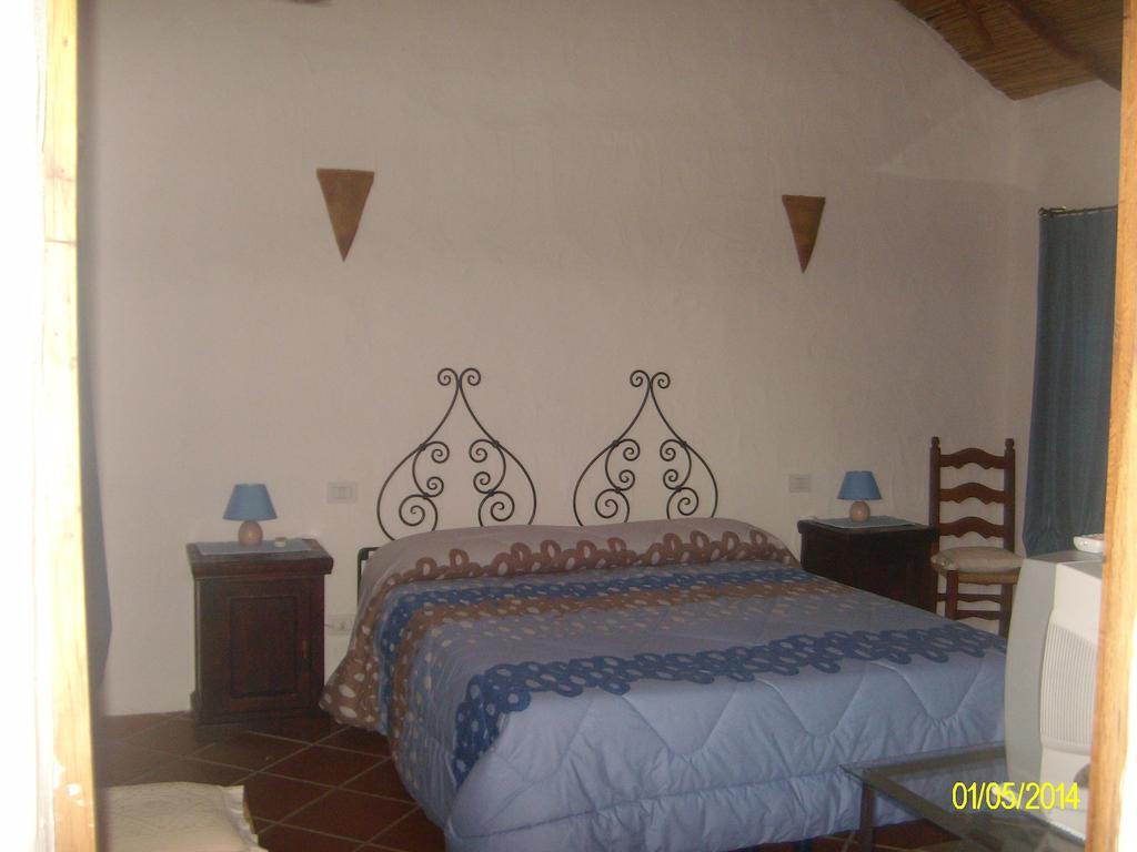 Agriturismo Spridda Bed and Breakfast Arzachena Eksteriør billede